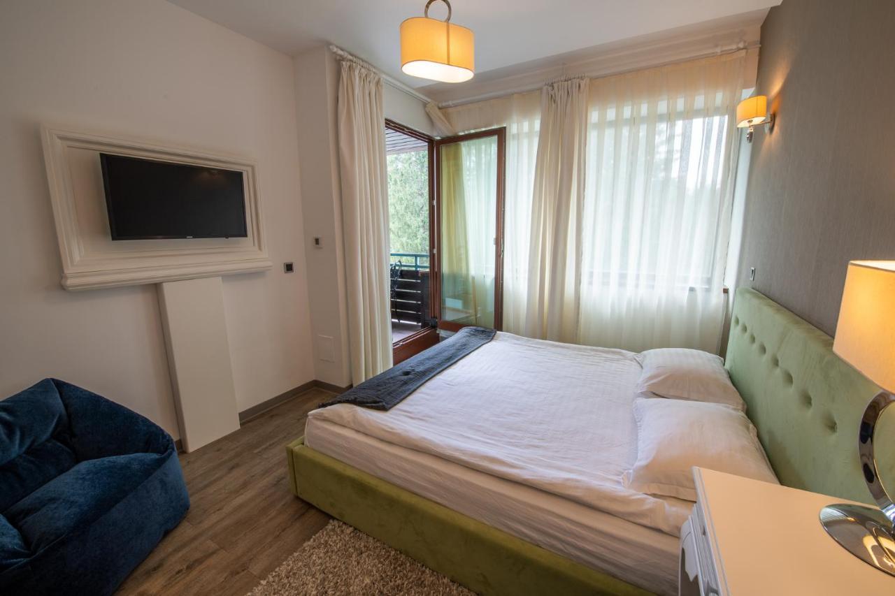 Superapartment *