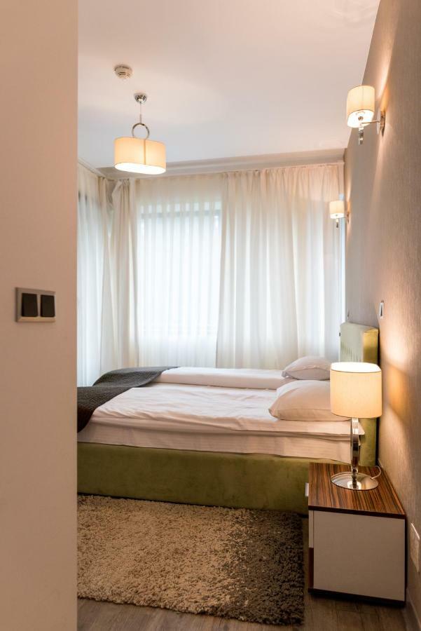 Superapartment *